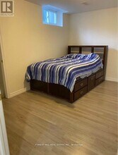 499 Beverley Glen Blvd in Vaughan, ON - Building Photo - Building Photo