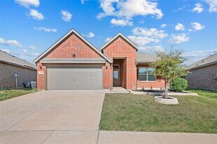 3204 Montego Bay Ln in Fort Worth, TX - Building Photo