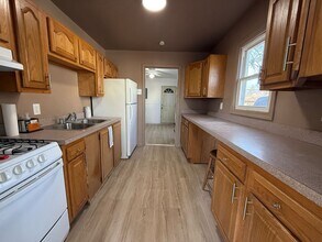 14656 Pine St in Taylor, MI - Building Photo - Building Photo