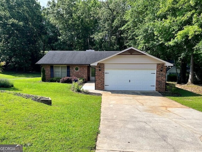 property at 721 Redwood Park