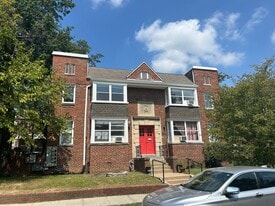 501 Peabody St NW in Washington, DC - Building Photo