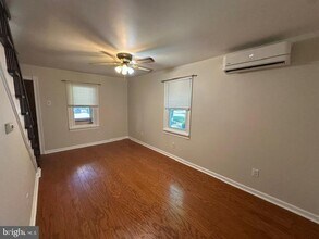 106 Pine St in Moorestown, NJ - Building Photo - Building Photo