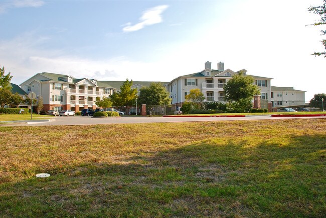 Grand Texan in McKinney, TX - Building Photo - Building Photo