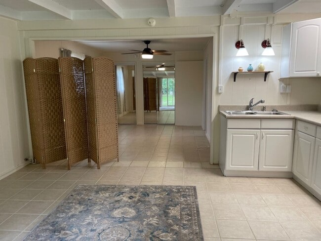 1023 Lunaai St in Kailua, HI - Building Photo - Building Photo