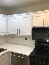 7125 Bonita Dr in Miami Beach, FL - Building Photo - Building Photo