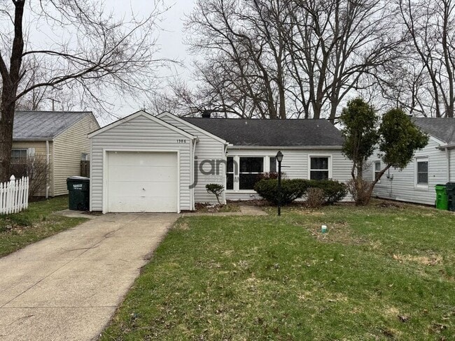 1386 Eastwood Ave
