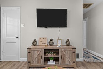 6620 Wise Ave in St. Louis, MO - Foto de edificio - Building Photo