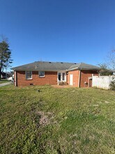 128 Cherokee Dock Rd in Lebanon, TN - Building Photo - Building Photo