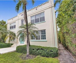 1027 Euclid Ave in Miami Beach, FL - Building Photo - Building Photo