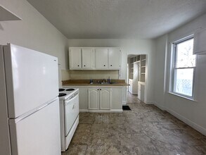 210 Norway Ave in Hamilton Township, NJ - Building Photo - Building Photo