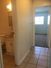 Casa Victoria Apartments in Costa Mesa, CA - Building Photo - Building Photo