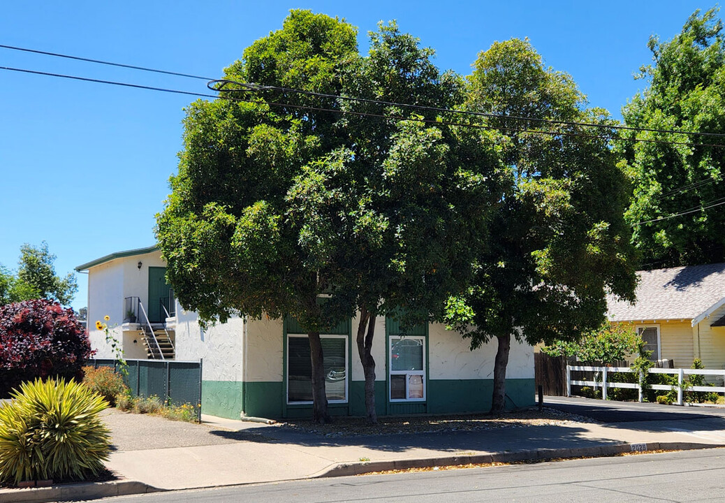 2029 Beebee St in San Luis Obispo, CA - Building Photo