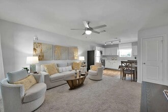 Esperanza at Keith Harrow in Katy, TX - Building Photo - Building Photo