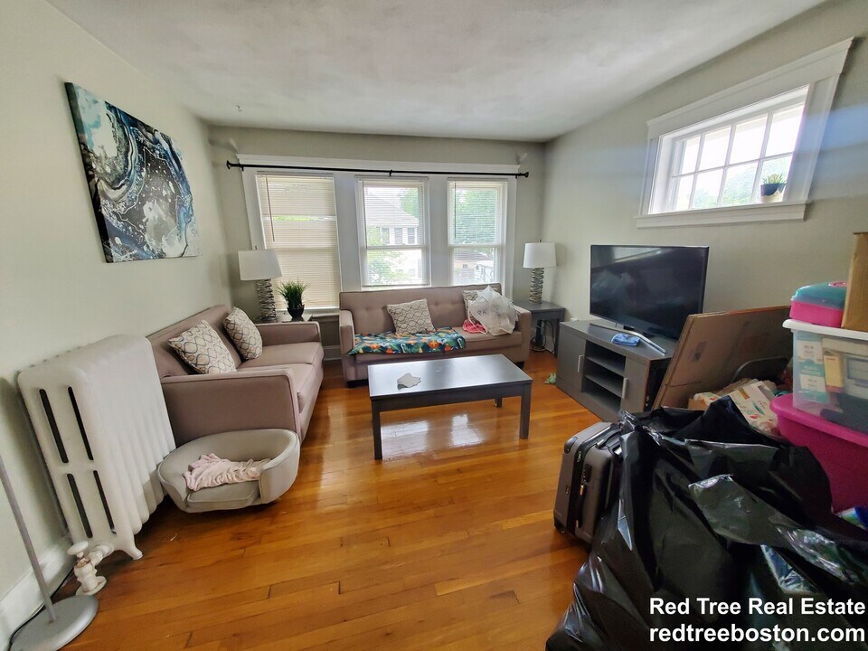 254 Roslindale Ave, Unit 2 in Boston, MA - Building Photo