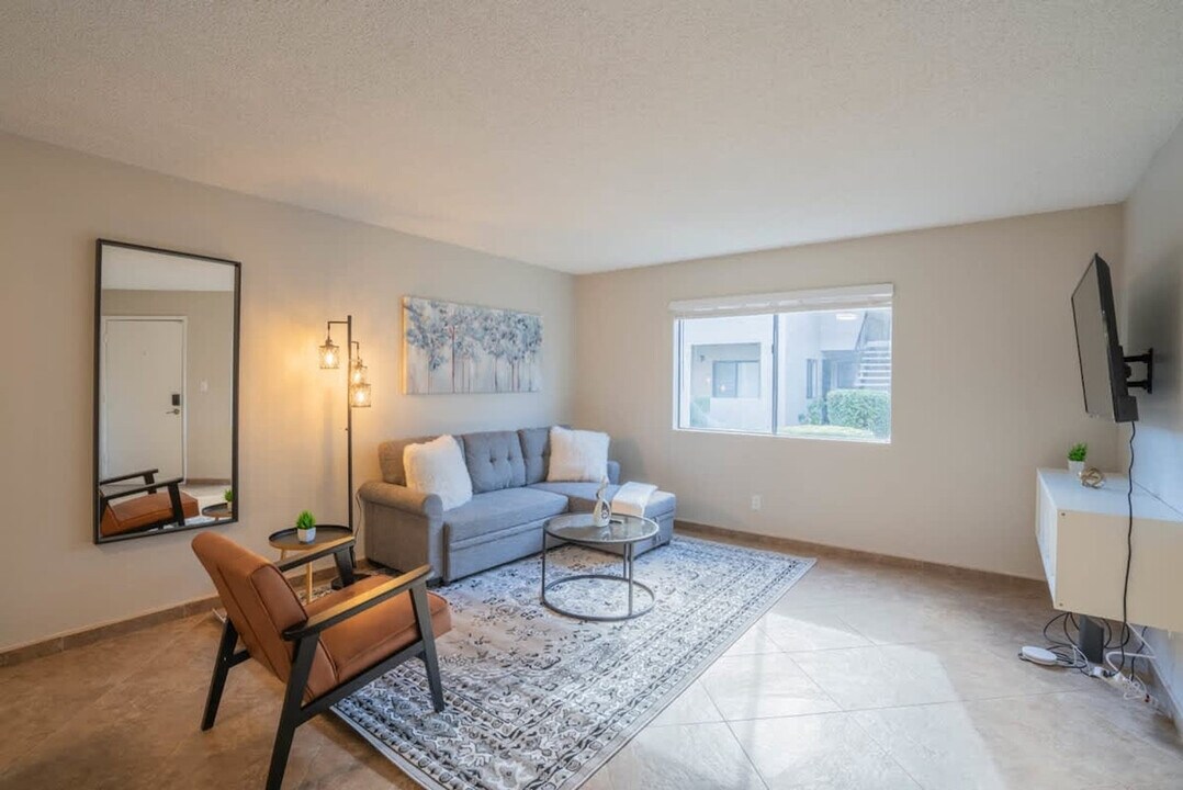 8550 E McDowell Rd-Unit -ID1263106P in Scottsdale, AZ - Building Photo