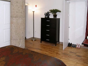 The Draper in St. Louis, MO - Building Photo - Interior Photo