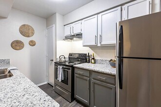 Wildwood Apartments in Charlotte, NC - Building Photo - Building Photo