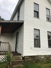 103 Valley St in Newark, OH - Building Photo - Building Photo