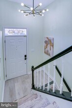 8213 Roxbury Dr in Alexandria, VA - Building Photo - Building Photo