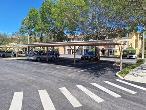 6565 Emerald Dunes Dr in West Palm Beach, FL - Building Photo - Building Photo