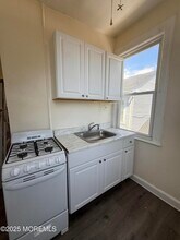 35 2nd Ave in Long Branch, NJ - Building Photo - Building Photo
