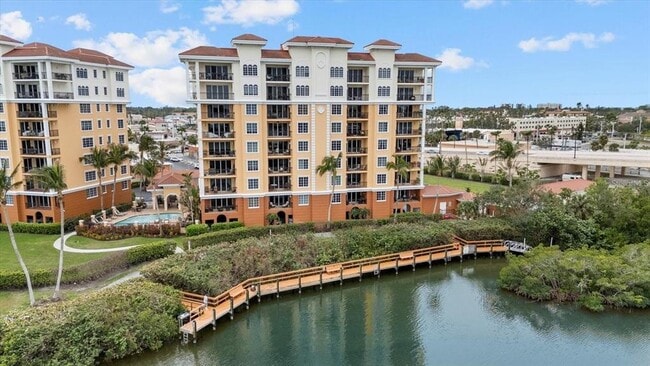 property at 147 Tampa Ave E
