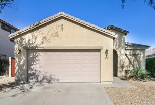 17320 W Caribbean Ln in Surprise, AZ - Building Photo