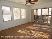 312 E Pine St photo'