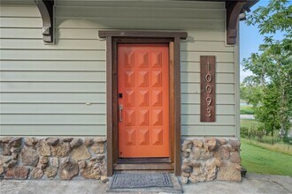 10093 Oklahoma Dr in Rogers, AR - Building Photo - Building Photo