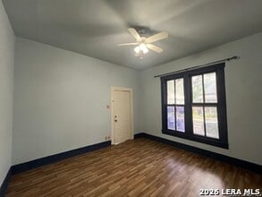 213 Cadwallader St in San Antonio, TX - Building Photo - Building Photo