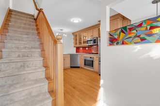 84 Emma St in Guelph, ON - Building Photo - Building Photo