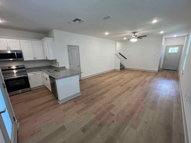 7541 Briarwood Pass in San Antonio, TX - Foto de edificio - Building Photo