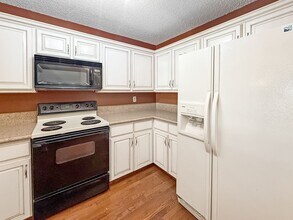 7476 E Arkansas Ave in Denver, CO - Building Photo - Building Photo