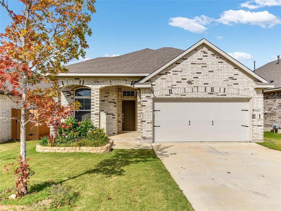 1016 Paddock Ln in Georgetown, TX - Building Photo