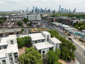 1702 S Lamar Blvd, Unit 30 in Austin, TX - Building Photo