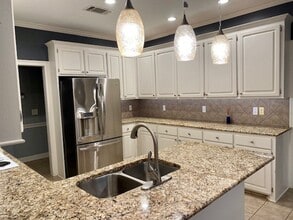 627 Hampshire Dr in Brandon, MS - Building Photo - Building Photo