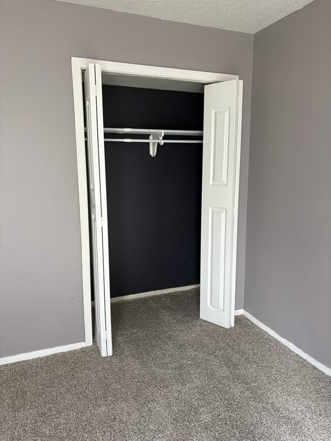 property at 2833 Los Gatos Ct