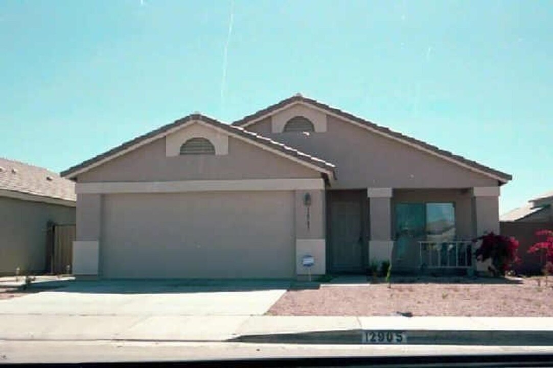 12905 W Willow Ave in El Mirage, AZ - Building Photo