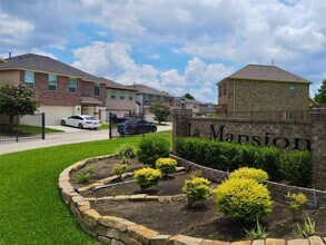 14603 Sanour Dr in Houston, TX - Foto de edificio - Building Photo