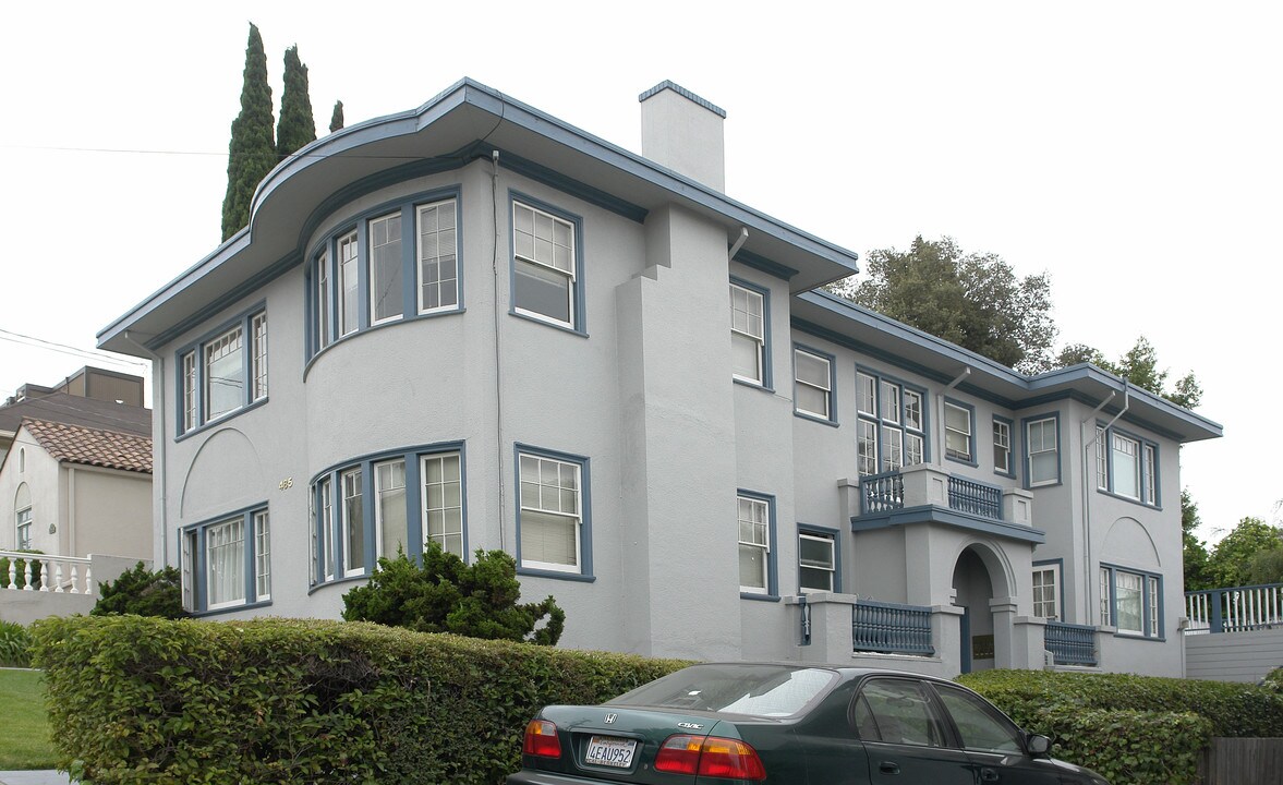 485 Wickson Ave in Oakland, CA - Building Photo