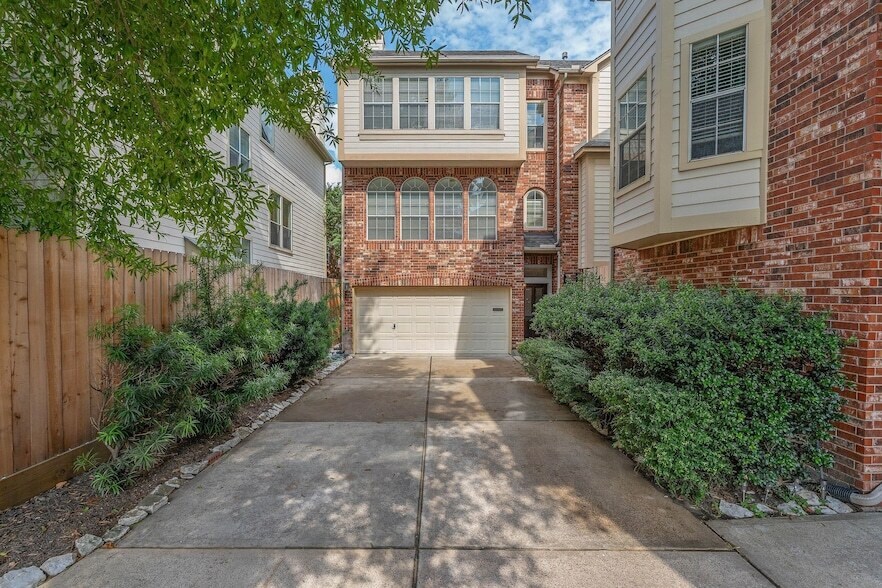 1315 Anita St in Houston, TX - Building Photo