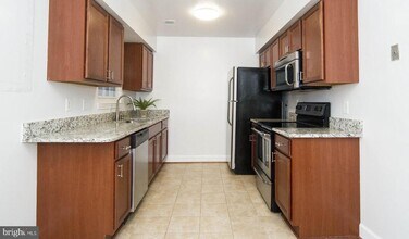 3335 Oakshade Ct in Fairfax, VA - Building Photo - Building Photo