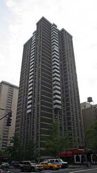 Columbus House in New York, NY - Foto de edificio - Building Photo