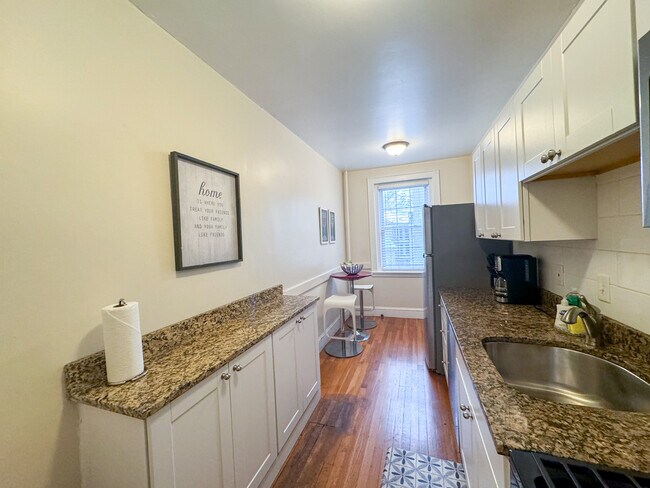 90 Kilsyth Rd, Unit 37 in Boston, MA - Building Photo - Building Photo