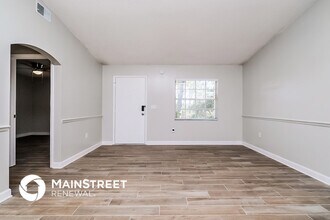 5451 Moongate Rd, Unit #215 in Spring Hill, FL - Building Photo - Building Photo