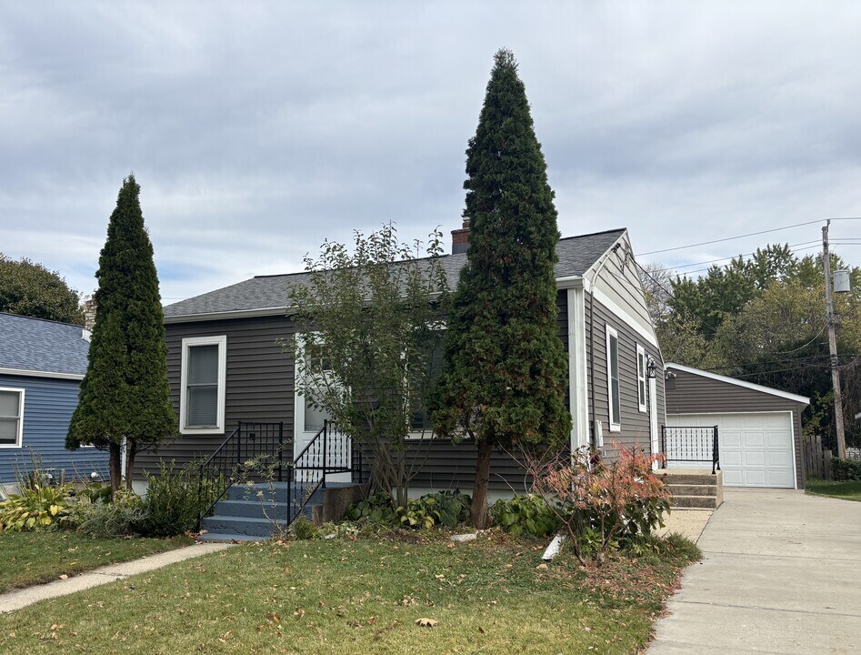 157 Judd St in Madison, WI - Building Photo