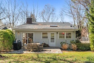 6A Dickel Rd in Scarsdale, NY - Building Photo - Building Photo