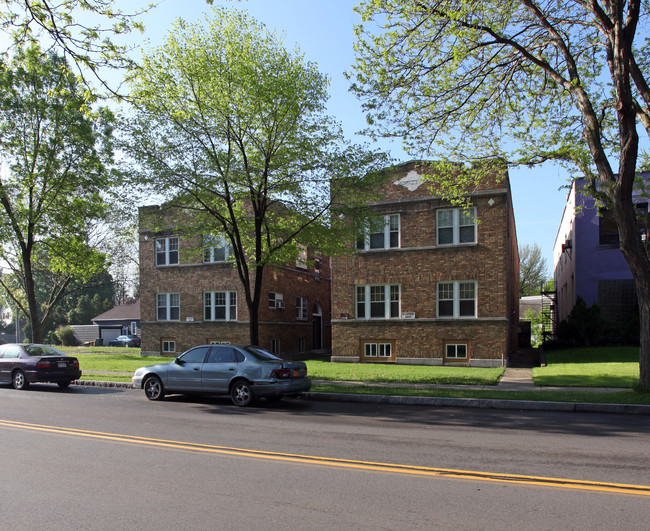 2017 E Main St in Rochester, NY - Building Photo - Building Photo