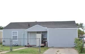 1215 N Highland St in Amarillo, TX - Building Photo