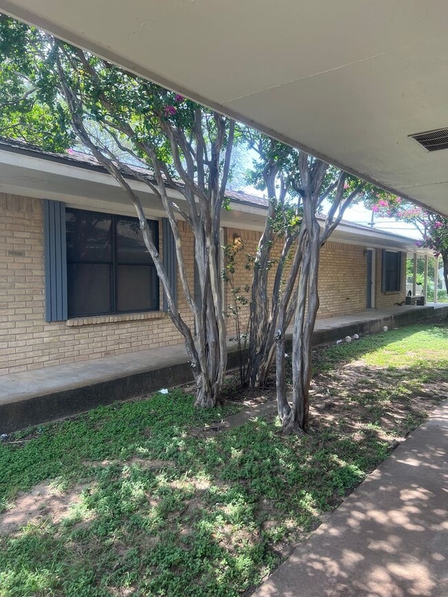 property at 2221 Windsor Ave